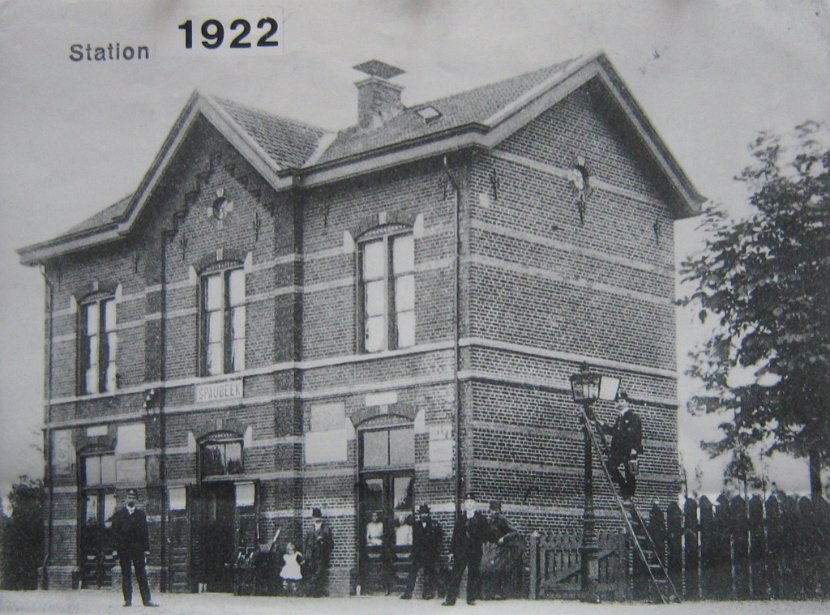 004- Station 1922